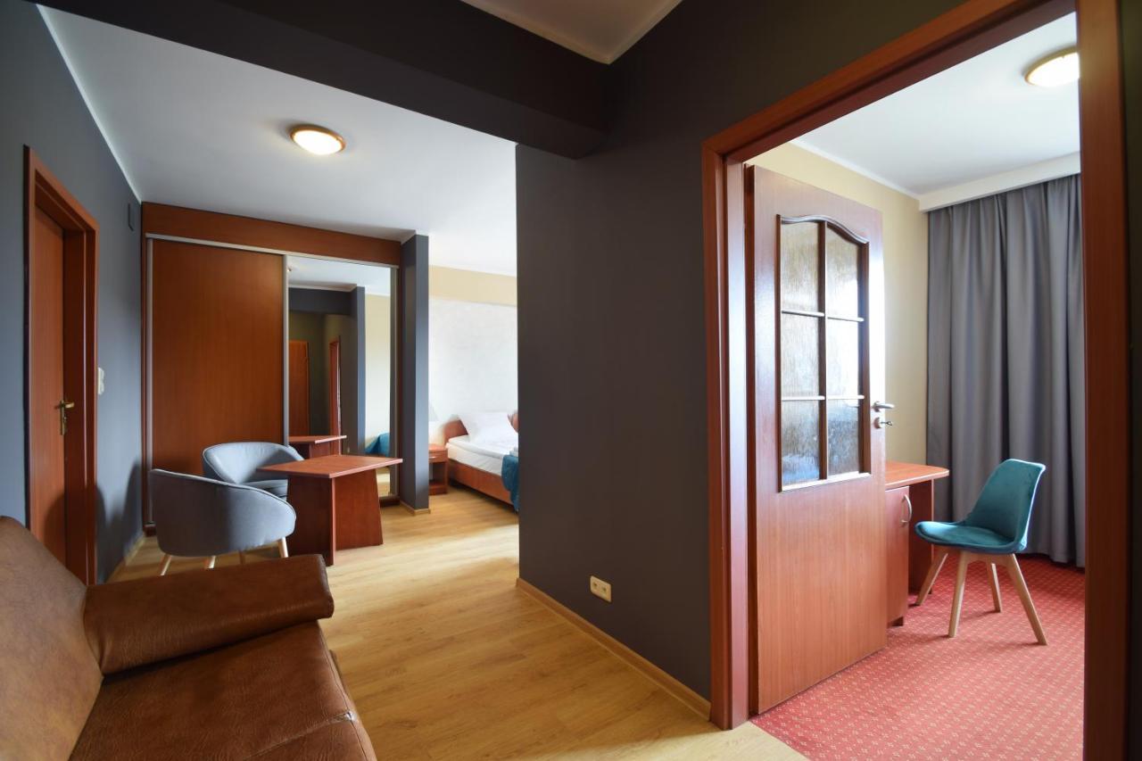 Baltic Park Grandinn By The Beach, Przy Plazy プストコボ エクステリア 写真